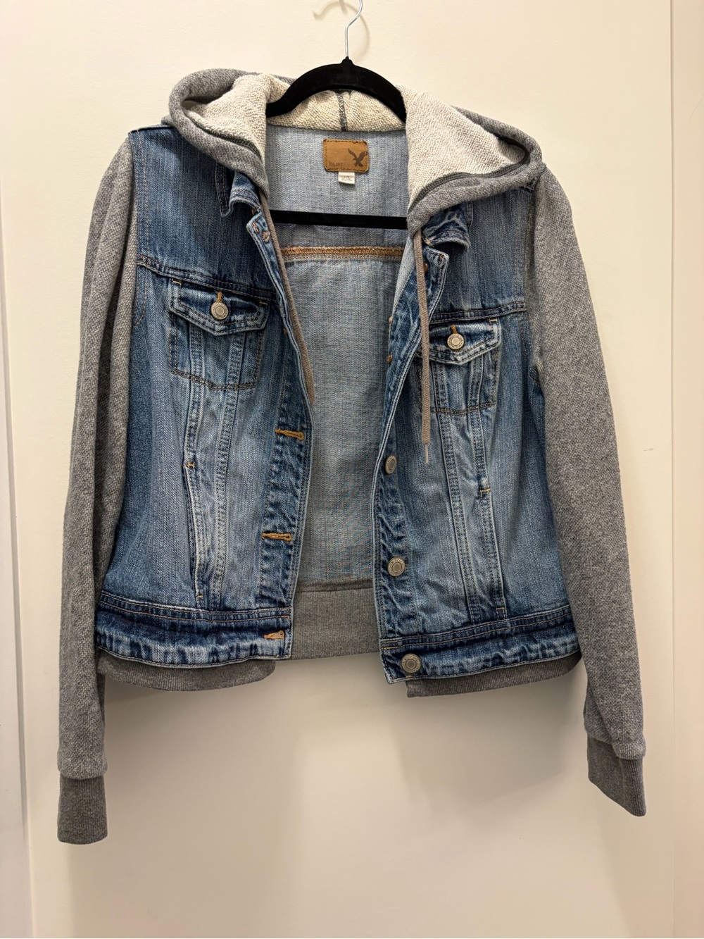American Eagle Outfitters Light Wash Denim Jacket with Gray Knit Hood & Sleeves
